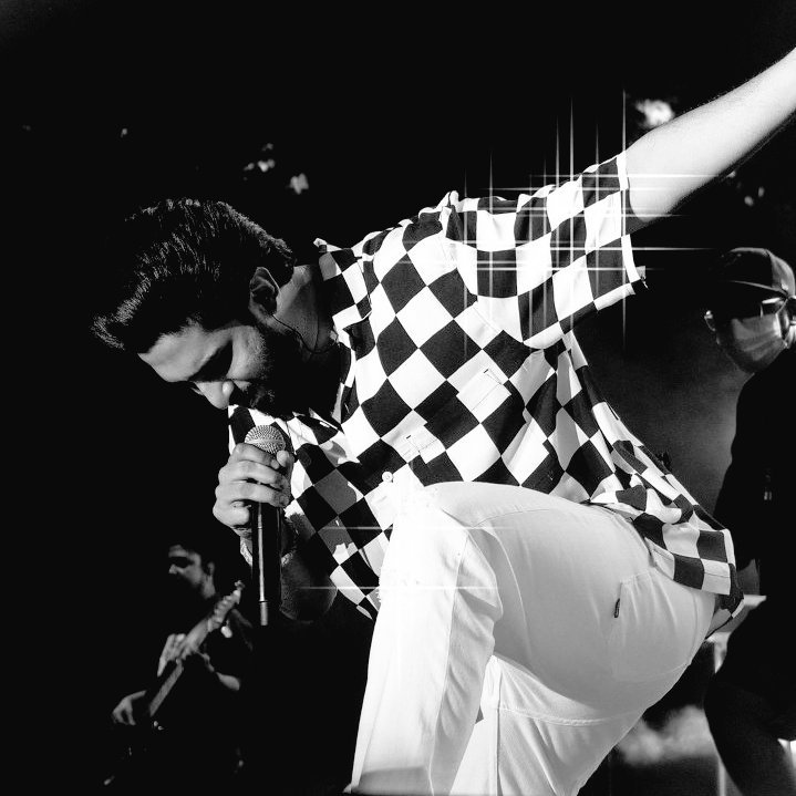 Anu12021's tweet photo. How's the josh #Amaalians ??
#StreamingMSDAlbum #AmaaliansFest2024 #AmaalMallik #MSDhoni https://t.co/JvF6EqxNGg