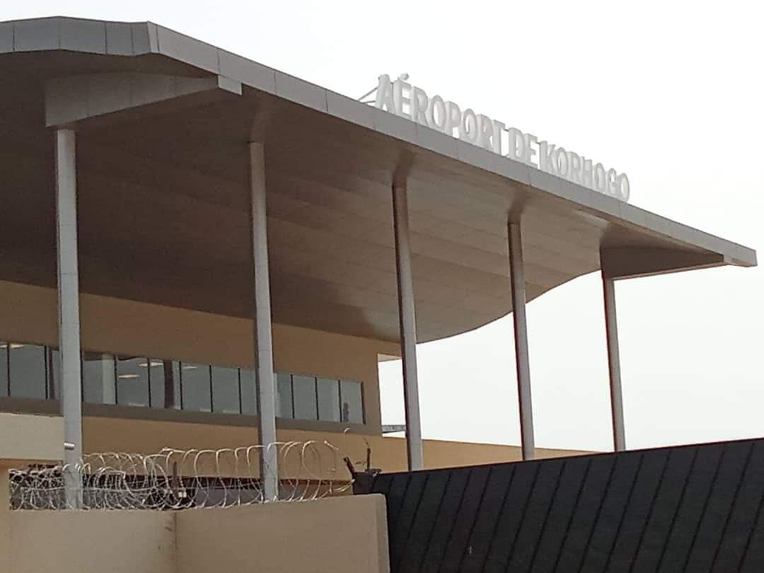 KassimDoumbia13's tweet photo. 🇨🇮#Korhogo. Inauguration de l'aérogare de Korhogo, ce samedi 18 mai 2024.
#FratMat #CIV225 #MonsieurLemaire https://t.co/l4Vpzyie2U