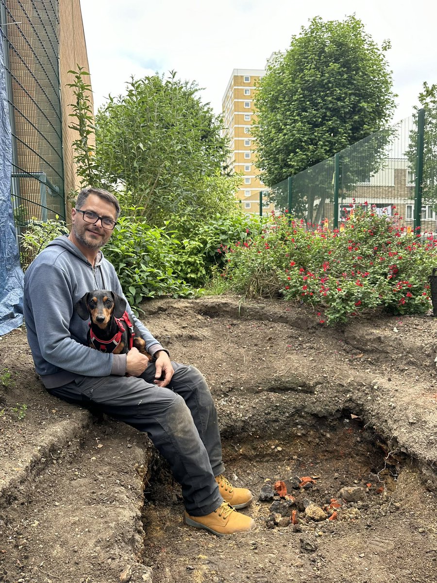 We’re continuing to make good progress with the development of our first ever wildlife pond - thanks to @Duke_Nuke & his noisy sidekick Milo. #ThisIsAP @grow_n22