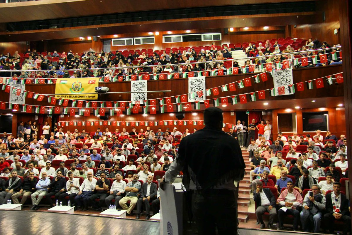 Adana'daki Gençlik Kurumları, @abdurrahimsen ve @naim_eyyubi ile birlikte 'Gazze ve Ümmetin Dirilişi' isimli konferans gerçekleştirdi. @kdgenclik Adana olarak, bizlerde bu organizasyonda yer aldık. Emeği geçenlerden Allah razı olsun instagram.com/p/C7HTm7ACljV/…