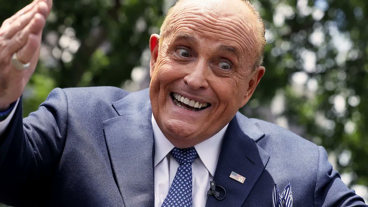 Rudy Giuliani angrily returns 'defective' invisibility cloak to local magic shop