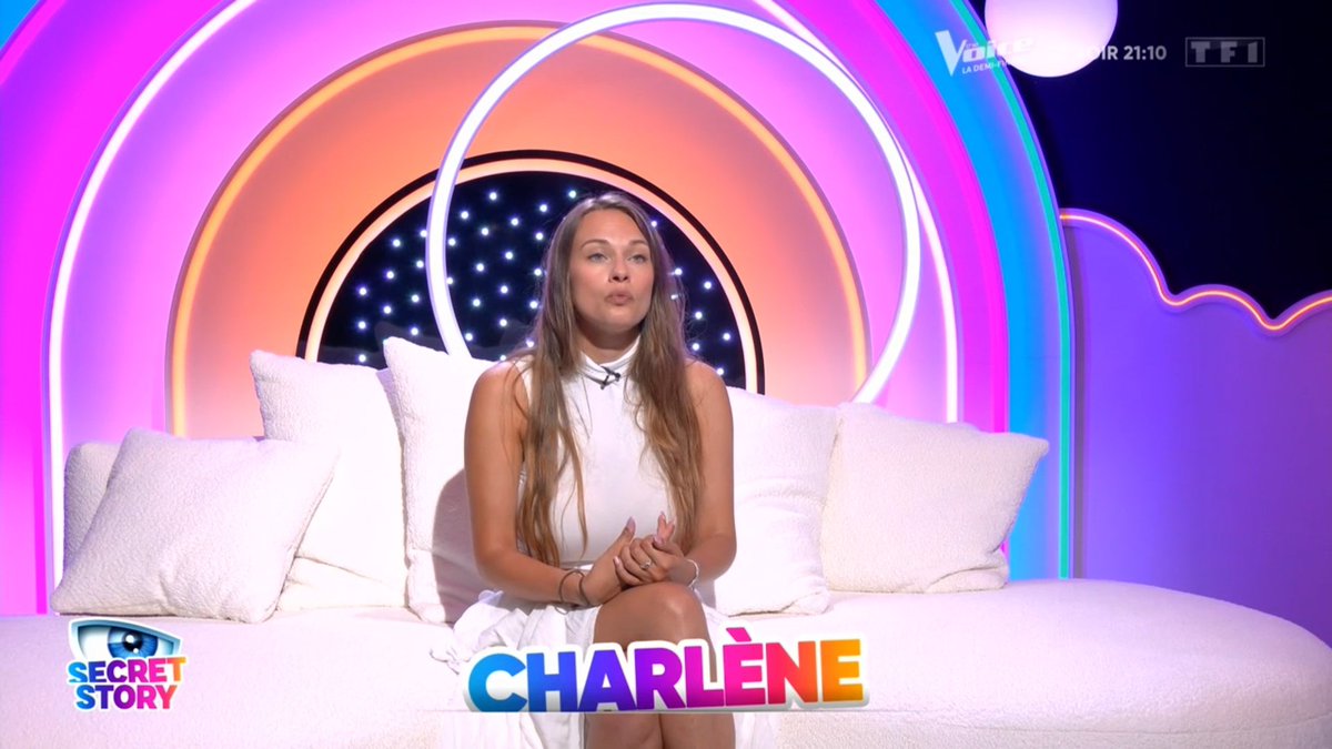 Charlène 'Je suis à l'apogée de mon jeu' mdr dans une semaine tu seras dans le sas pour de vrai. #SecretStory