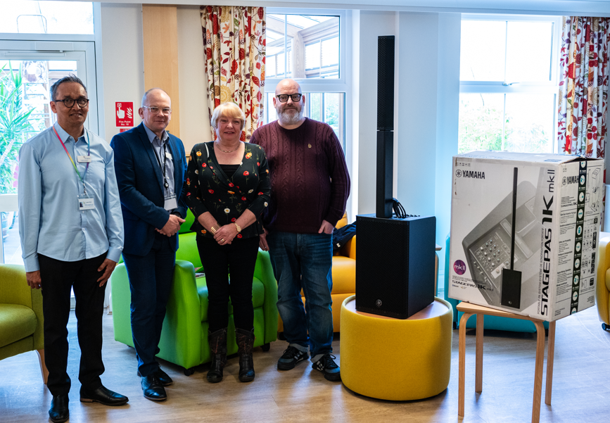 We’re over the moon with a very kind donation made to us by Paul Tonks, Jenny Druggan & Andy Tonks. They made the donation of a PA system in memory of their late mum. It came about as we host many fundraising events throughout the year & are always in need of one. Thank you💜