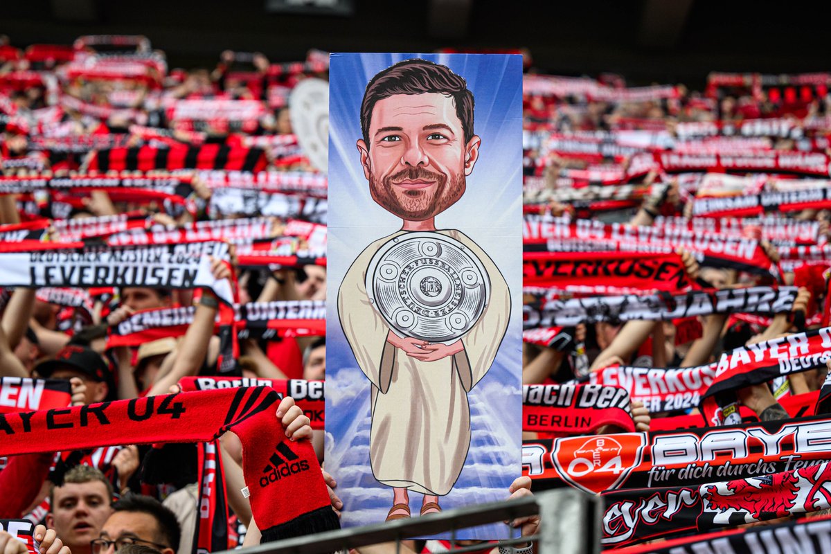 BAYER LEVERKUSEN COMPLETE BUNDESLIGA'S FIRST-EVER UNDEFEATED SEASON! 🤩

When Xabi Alonso was hired in October 2022, Leverkusen were second-bottom; 20 months later they are unbeaten German champions. 🤯

One of football's all-time great managerial jobs. 👏