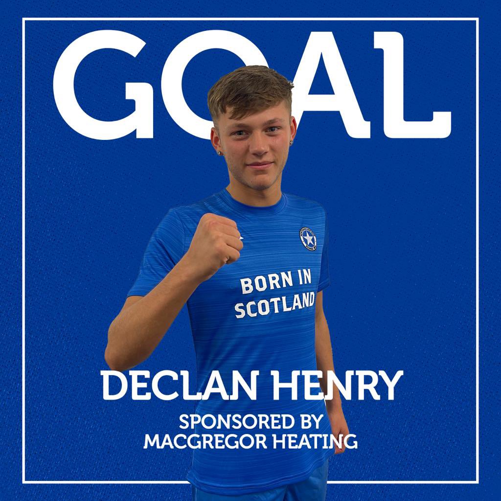 86 mins gone and @declanhenry6 fires Star back in front gliding past his marker before sliding it in the bottom corner @whitburnjunior 1 Star 2