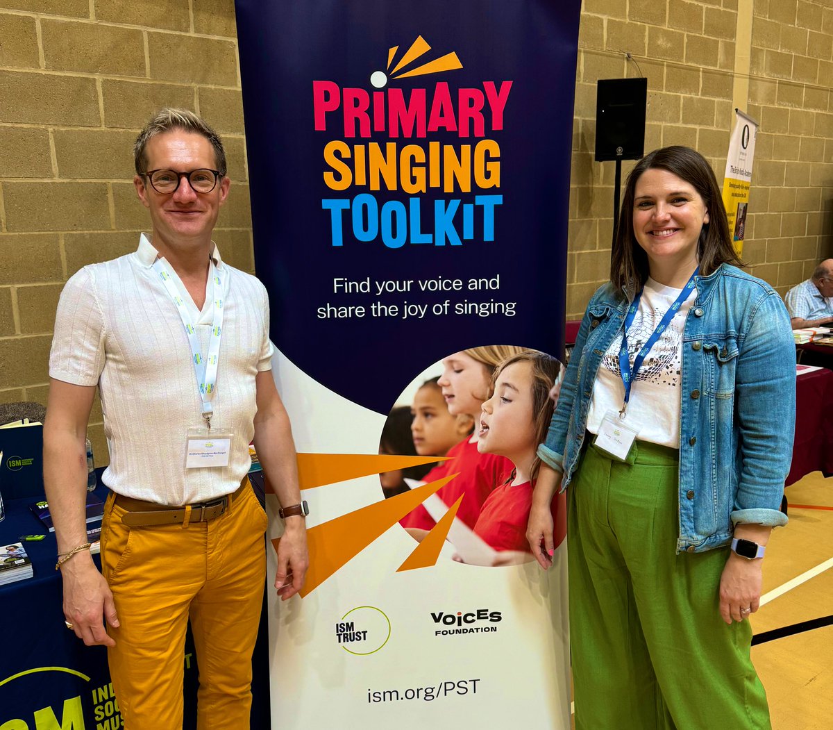 Thanks to everyone who attended our #PrimarySingingToolkit session with @CBeqMacD and @JennyTrattles at the MTA Conference today 🎶🙌 @MusicTeachers_ Feel empowered to share the joy of singing with your students 👉 ism.org/PST