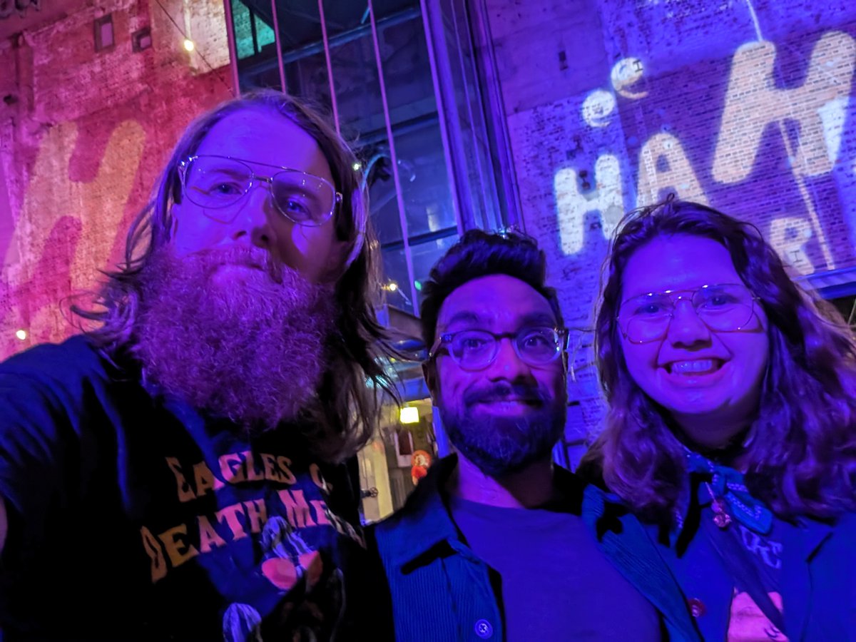 Having so much fun at <a href="/briscomedyfest/">Brisbane Comedy Festival</a>! Last shows for me/Suren and <a href="/PrueBlakeComedy/">Prue Blake</a> Sunday, come on down!