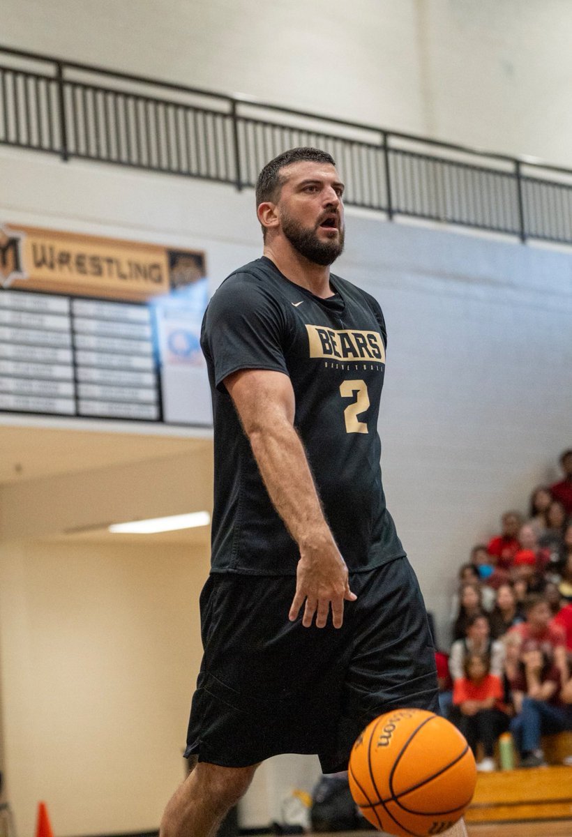 Timothy Foster tweet media