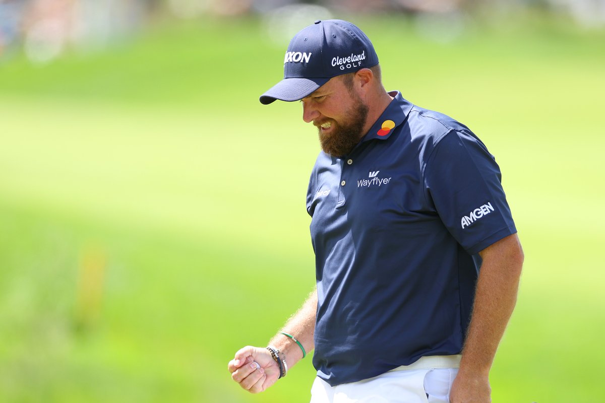 62 for Shane Lowry. He ties the lowest round in major championship history.