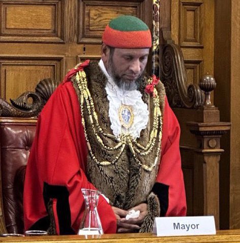 Congratulations to Mohammed Asaduzzaman for becoming the new mayor of Islamabad, Pakistan 🇵🇰 Sorry for the typo, he is the new mayor of Brighton, UK 🇬🇧 Good luck with that...
