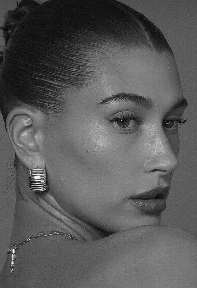 ✴︎ (@haileybstyle) on Twitter photo 