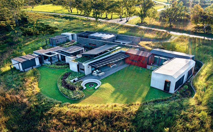 📍: Monaghan Farm Eco Estate, Lanseria
👷: Veld Architects