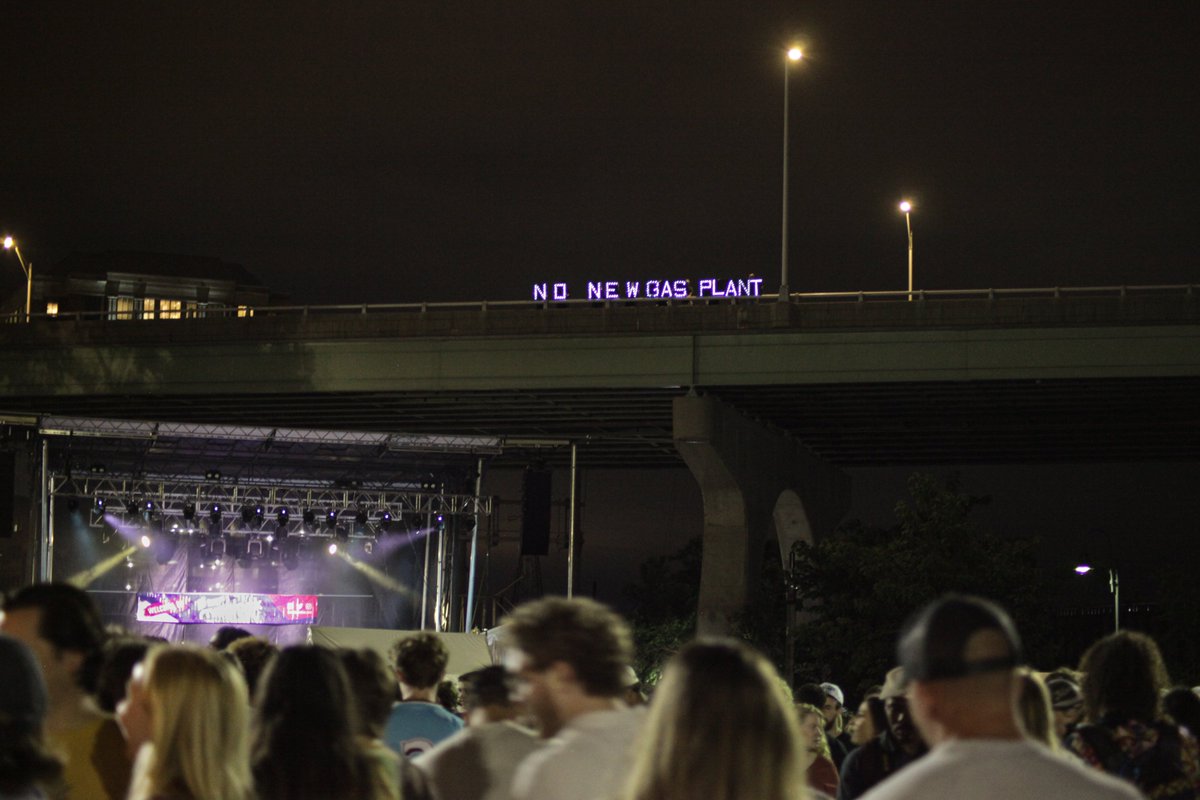 Tell @dominionenergy we need clean energy and a clean James River, not greenwashed event sponsorships and polluting fossil fuel power plants. #nonewgasplant #rocktheoutdoors #richmond #chesterfieldva #riverrock