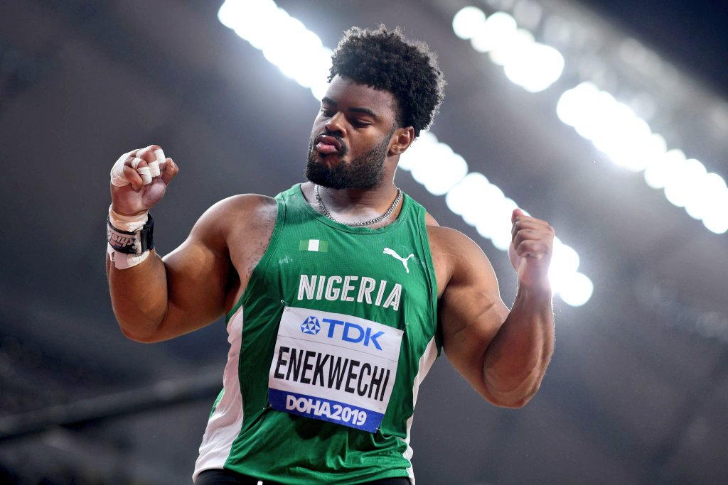 'Big Chuks in the mix' 👏👏 Nigeria's Chukwuebuka Enekwechi landed a big Season's Best in the men's Shot Put, throwing 2⃣1⃣.7⃣8⃣m (the second farthest mark he has ever thrown) to finish 3rd at the USATF LA Grand Prix. In fact, Enekwechi had 2nd place in his grasp, before Roger