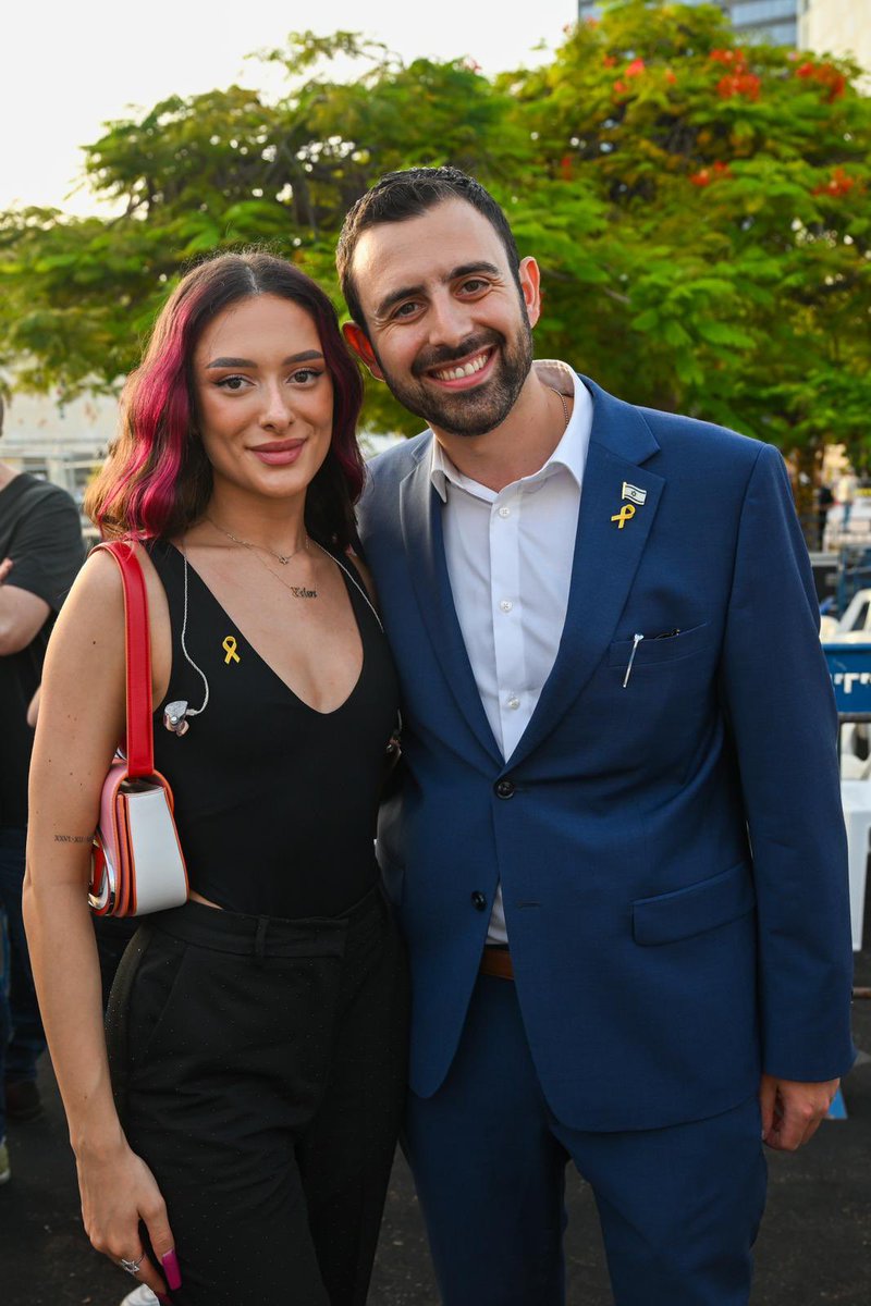 This amazingly brave woman awed the world when braying mobs tried to drown her out—and she took Europe by storm. 

So honored to introduce Eden Golan at Hostages Square for the world debut of Israel’s original, uncensored #Eurovision song: October Rain.

📸 @alexirosenfeld /Getty