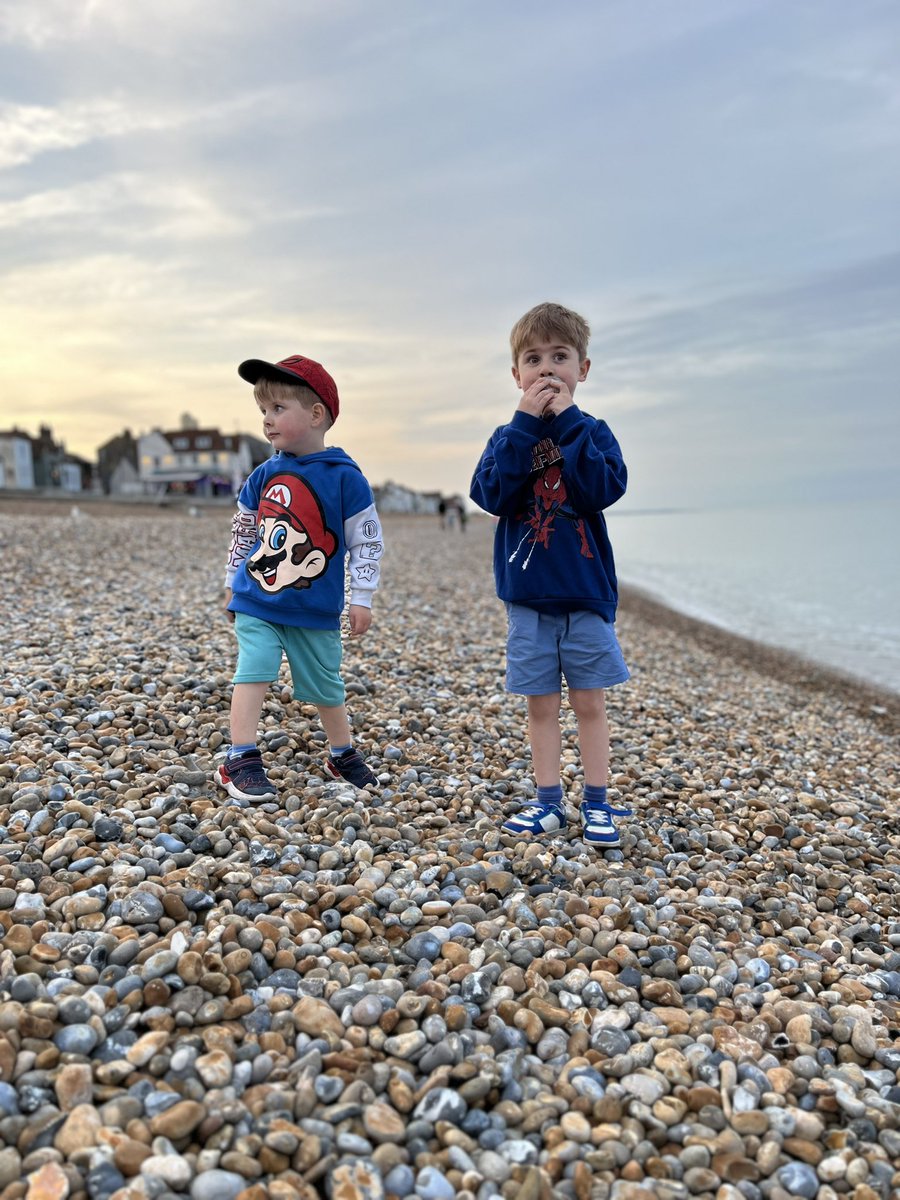 Being with the boys takes all of my problems away 🥰❤️