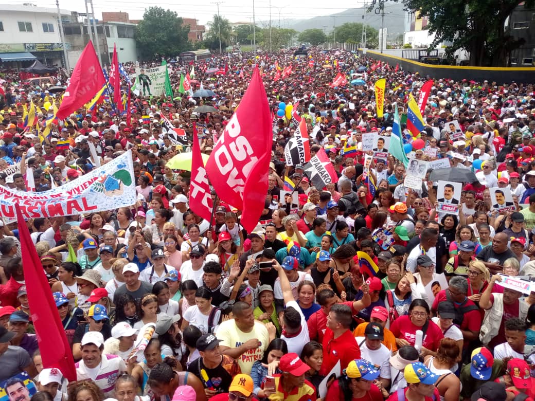 LA VICTORIA Estado Aragua 🚩 'Nicolás Maduro se ha convertido en el protector del pueblo de Venezuela', Diosdado Cabello. @dcabellor #VenezuelaSiempreVence