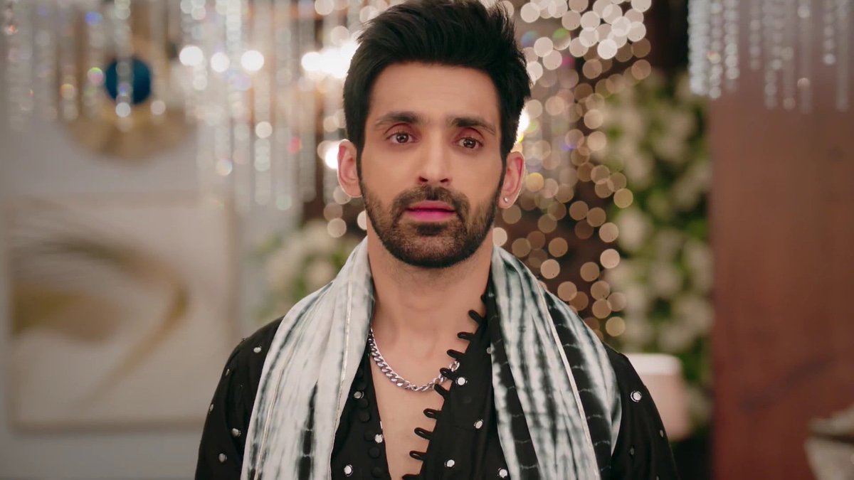 achha yeh sab chal raha hai very nice, poor Virat by this rate he will faint on the wedding day! 🤭🔥

#SritiJha #ArjitTaneja #SriJit #AmVira #KaiseMujheTumMilGaye #AmViraKiShaadi