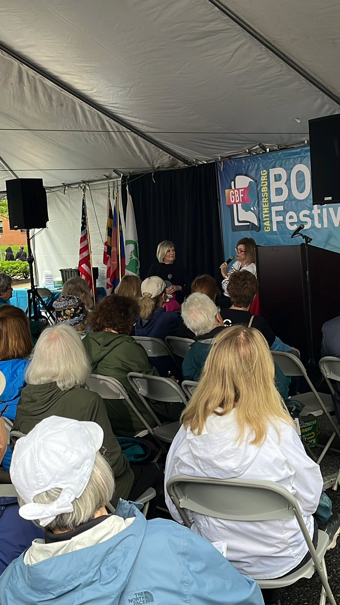 Legends @suepalkafox5dc and @SusanPage chat about another legend #BarbaraWalters at the @GburgBookFest