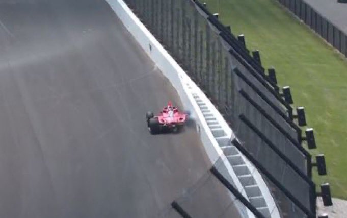 It’s a good thing Katherine Legge is sponsored by @elfcosmetics as something will be needed to cover a black tyre mark on the barrier 😳.. Incredible from Kat to keep it pinned after glancing the turn 4 wall on her last push lap 👏👏 #INDY500 #Indycar