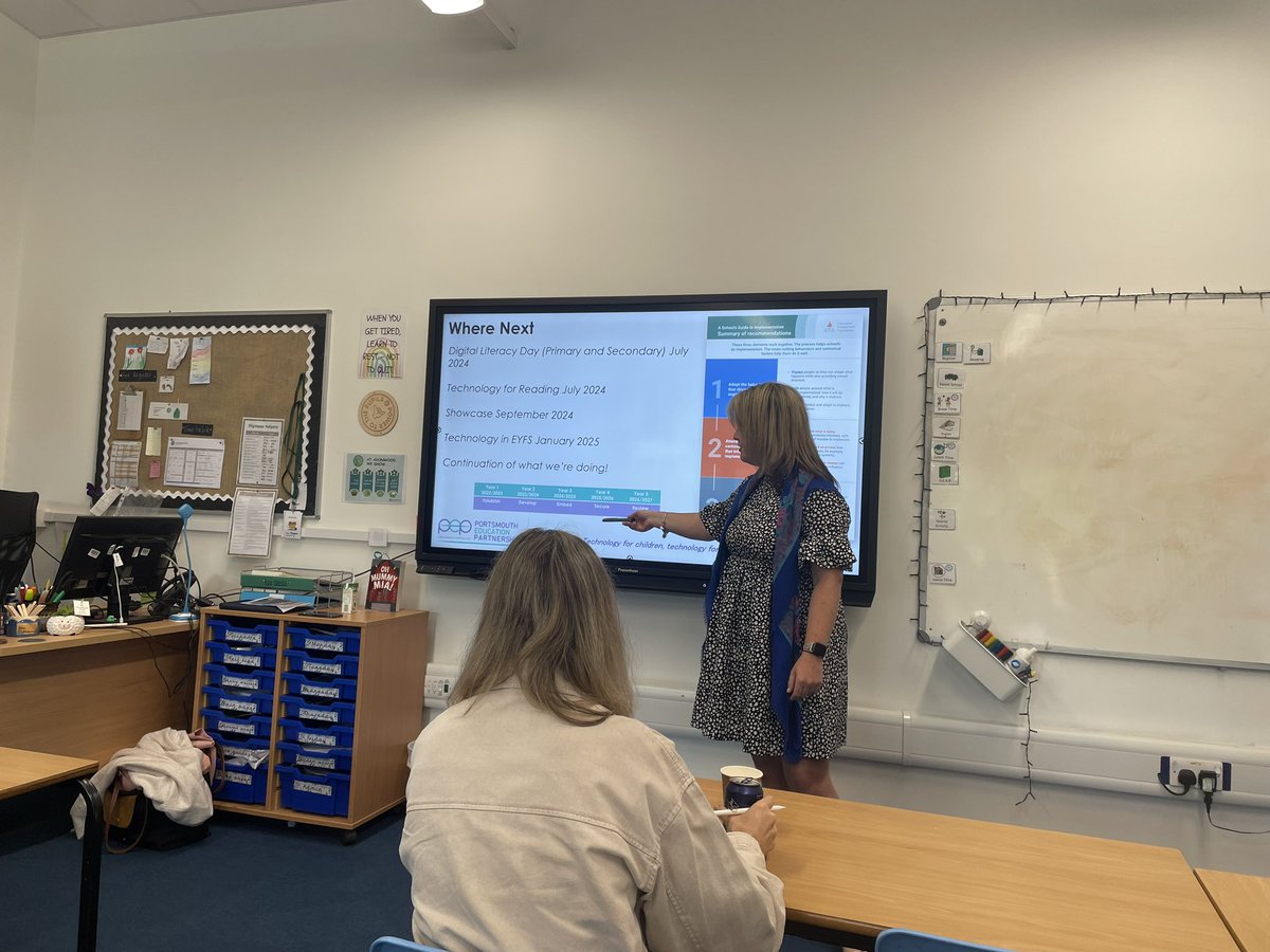 Can’t wait to use some of the ideas from <a href="/GwilliamMiss/">Gemma Gwilliam</a> on how to use technology to improve literacy outcomes for all children. <a href="/researchEDBmth/">researchEDBournemouth</a>