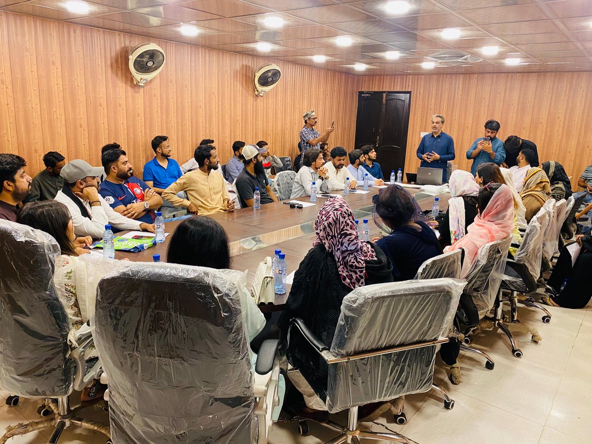 FahadIntizarPPP's tweet photo. Social Media Training Session Of #PPPDigital_Korangi was Conducted At Council Hall Korangi Town Arranged by HEAD @WaqasHLashari
Head Karachi Divi @SumetaSyed visited during The Training Session And Appreciated The Work &amp; Effort Of Party Workers.
@sharjeelinam
@Bhuttoiest https://t.co/9RkRjpg0cC