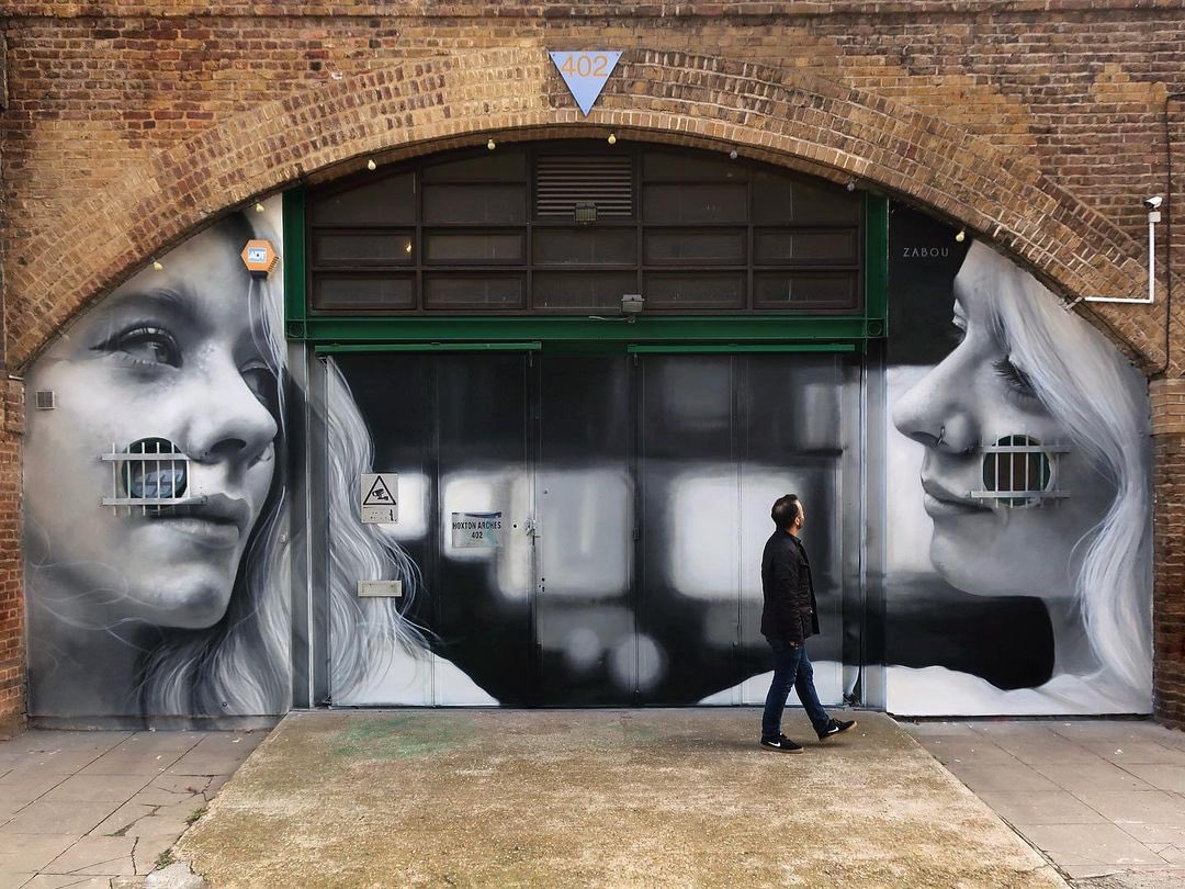 “Here And Now” #StreetArt by Zabou📍London, UK 🇬🇧