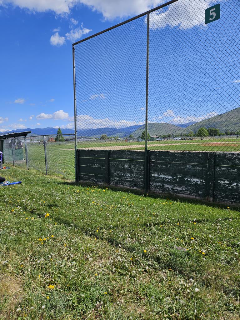 ButteVoice's tweet image. Getting ready for Butte Baseball from State tournament in Missoula.  Listen to the call on KBOW 550AM 101.5FM and on kbow550.net