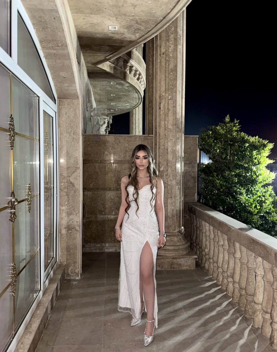 helllllyaaa's tweet image. پرنسس اومد🤍