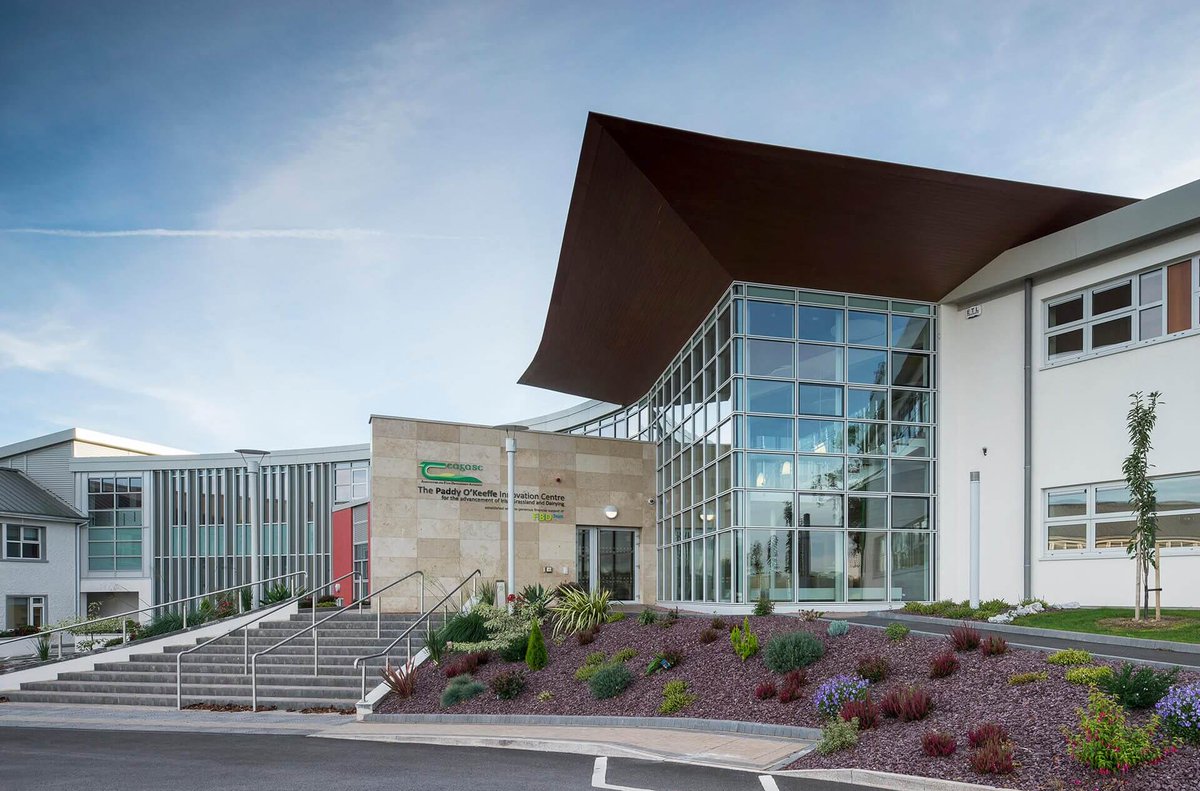 The <a href="/TeagascPig/">TeagascPig</a> team are in the final stages of preparation for their research event, the Pig Open Day 2024. On this bonus episode of #ThePigEdge, Ciarán Carroll, Head of Knowledge Transfer, gives an insight into what you can expect on the day. Listen in bit.ly/3QP2hhD