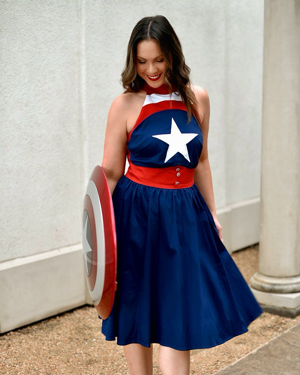 Straight out of a comic book and into our hearts 💙❤️ Shop this #CaptainAmerica dress online bit.ly/3WNJSpo 📸 myeverydaylifestyle #HUCommunity