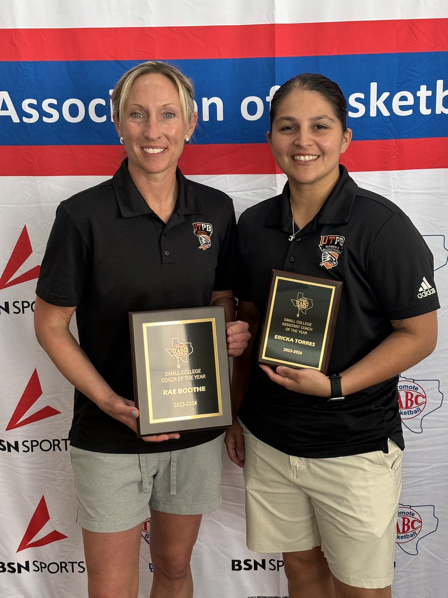 RAE BOOTHE (@coach_rae) on Twitter photo Thank you <a href="/Tabchoops/">ππΌπ½πΎππ</a> for allowing us to share with amazing coaches! It was an honor and an incredible weekend! Especially grateful for <a href="/CoachTorres_1/">Coach Torres</a> and <a href="/TristanMunoz11/">Tristan</a> who also received awards.
We even got to see Falcon Alumna, Coach Wykoff!
#BeGREAT Thank you <a href="/Tabchoops/">ππΌπ½πΎππ</a> for allowing us to share with amazing coaches! It was an honor and an incredible weekend! Especially grateful for <a href="/CoachTorres_1/">Coach Torres</a> and <a href="/TristanMunoz11/">Tristan</a> who also received awards.
We even got to see Falcon Alumna, Coach Wykoff!
#BeGREAT