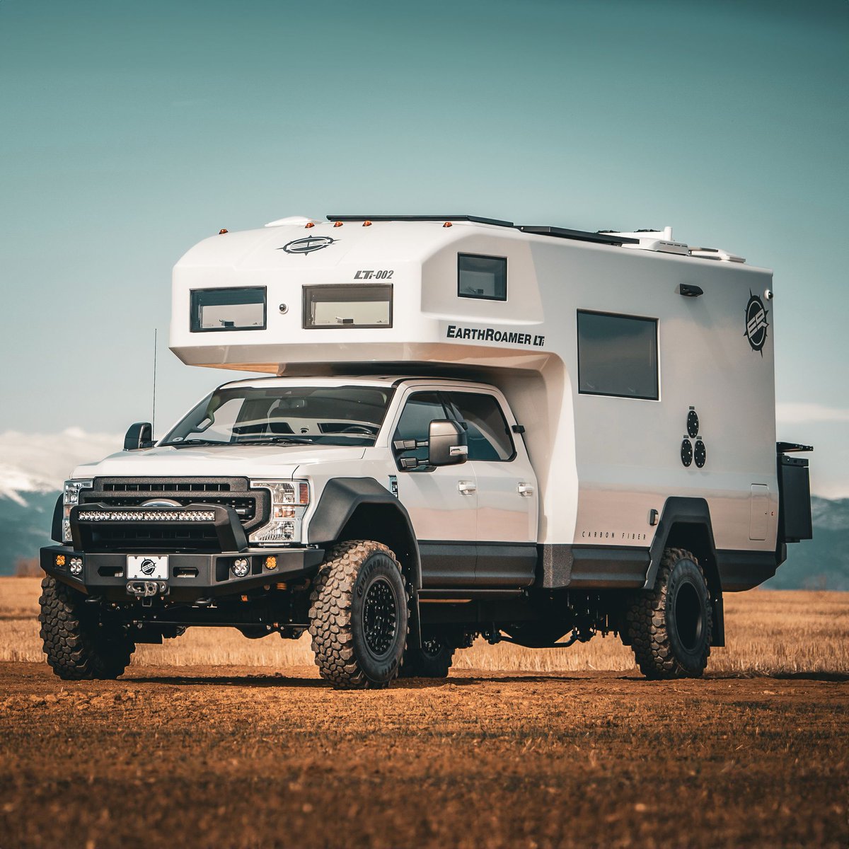 Life is meant for epic adventures. EarthRoamer ensures you experience the journey of a lifetime. · · · #earthroamer #offroad4x4 #expeditionvehicle #campinglife #overlanding #4x4life #4x4trucks #vanlife #vanlifeadventures