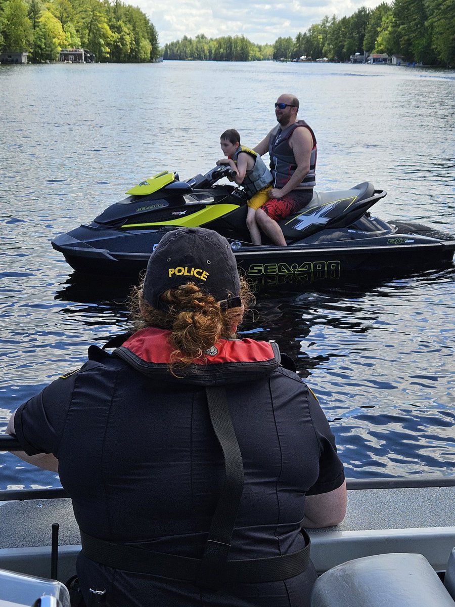 Stay safe on our waterways this weekend.  Bracebridge OPP checking vessels on all lakes in Muskoka.  Wear your lifejacket, carry your safety equipment and leave your alcohol on the dock. ^SM. #bbgopp #boatsafety #longweekend