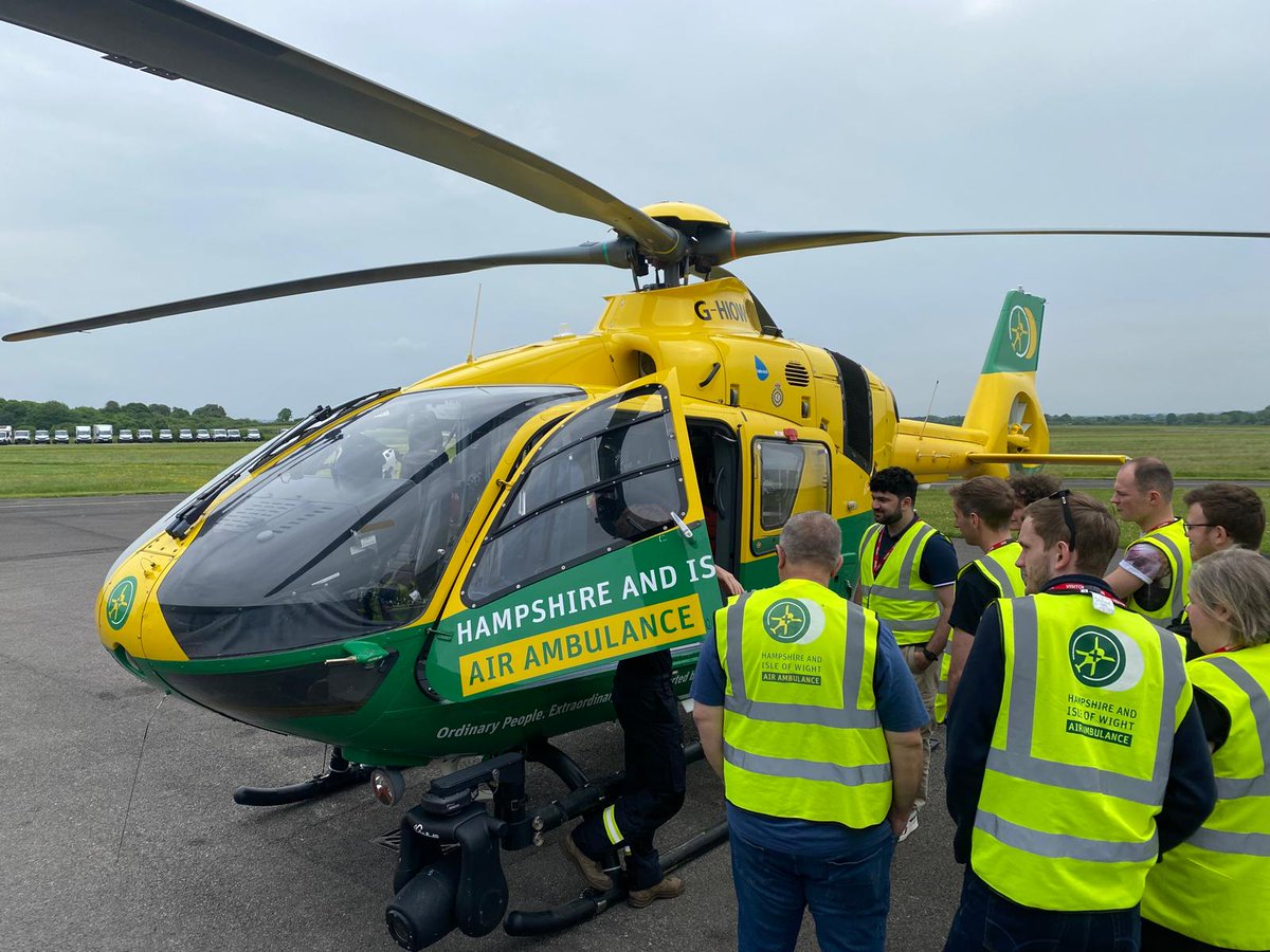 SJAHampshireIOW's tweet image. A massive thank you to @HIOWAA for hosting us today. A great chance for some of our ambulance crews to get some insight and top tips from the critical care team, whilst learning about their operation and how we can work together on joint incidents. @stjohnambulance @NHSEngland