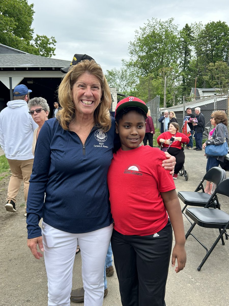 Nothing better than hanging w/ the kids @ Troy Central Little League & all of our partners celebrating ARPA funding upgrades of pavilion, announcers booth & entrance! ⚾️⚾️💚 Also, recognized the Deerfield brothers who played in the 1950’s! Even got to get a catch in! Booyah!