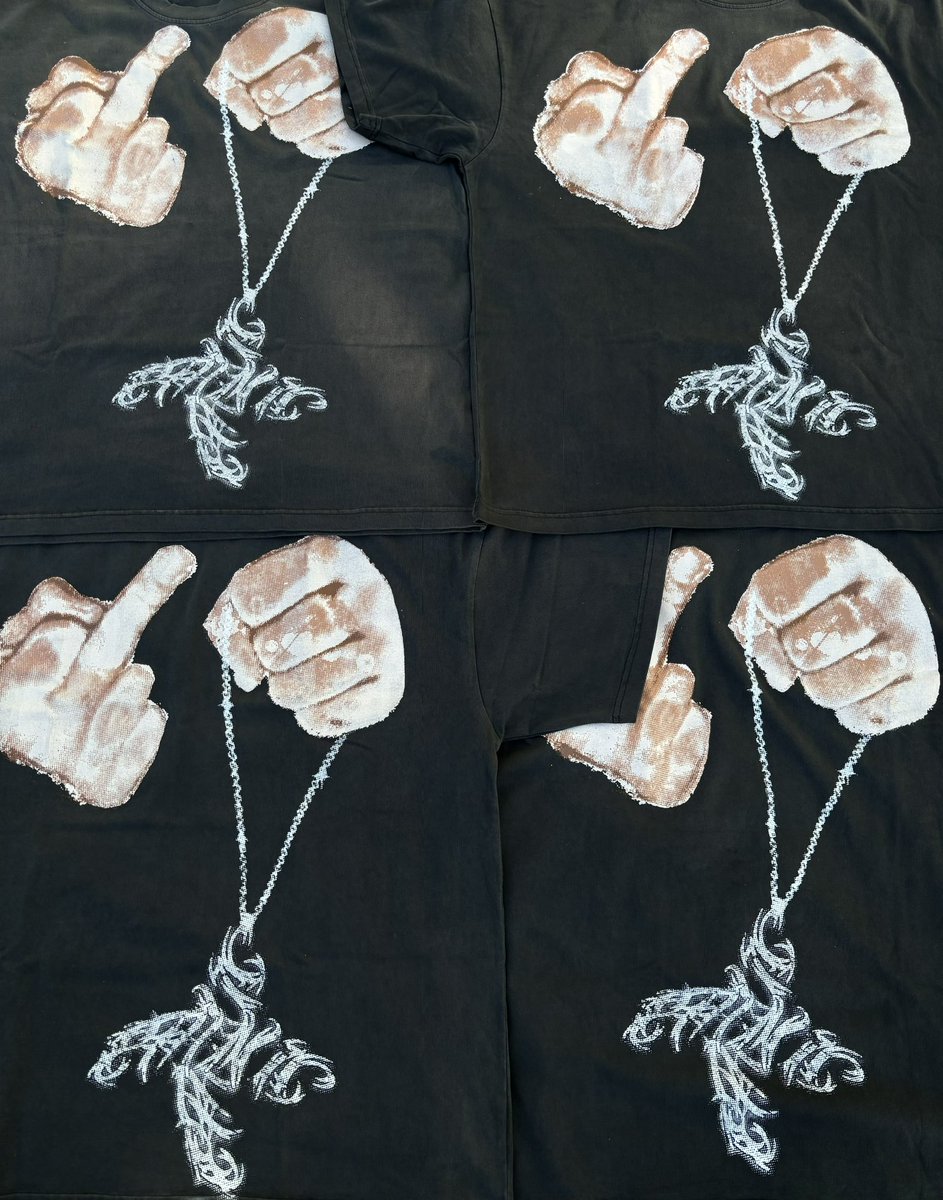 🖕🏽F*CK OFF CHAIN TEE🖕🏽