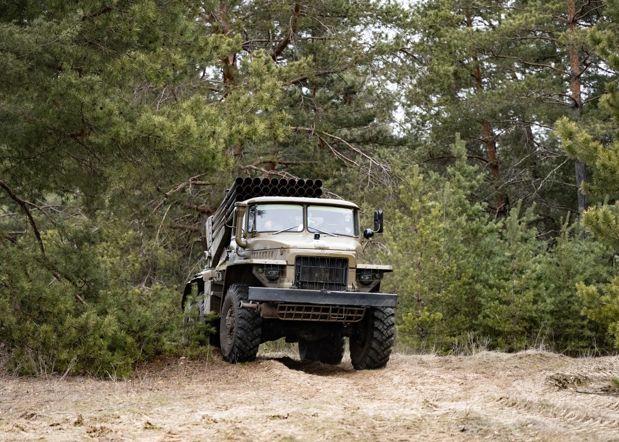 GN4IaPiXwAAhGqV?format=jpg&name=large