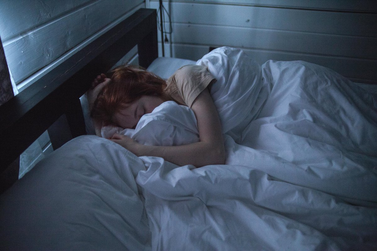 Your body loves routine! Going to bed and waking up at the same time every day can significantly improve your sleep quality. ⏰ #SleepRoutine #Wellness