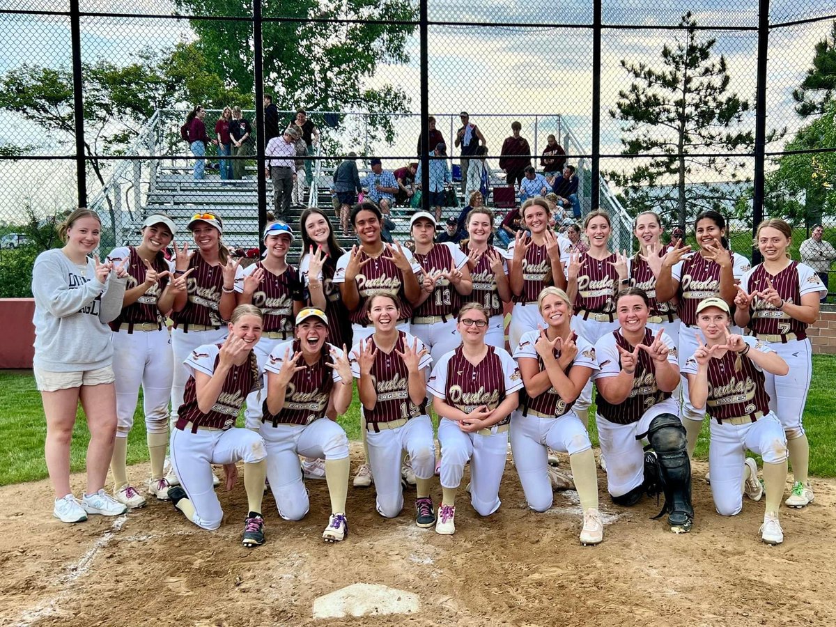 Congratulations to our Lady Eagles in winning DHS’s first softball Mid-Illini Conference title!! Today’s win at Morton provided them a share of the title with Metamora and EP!! #conferencechamps