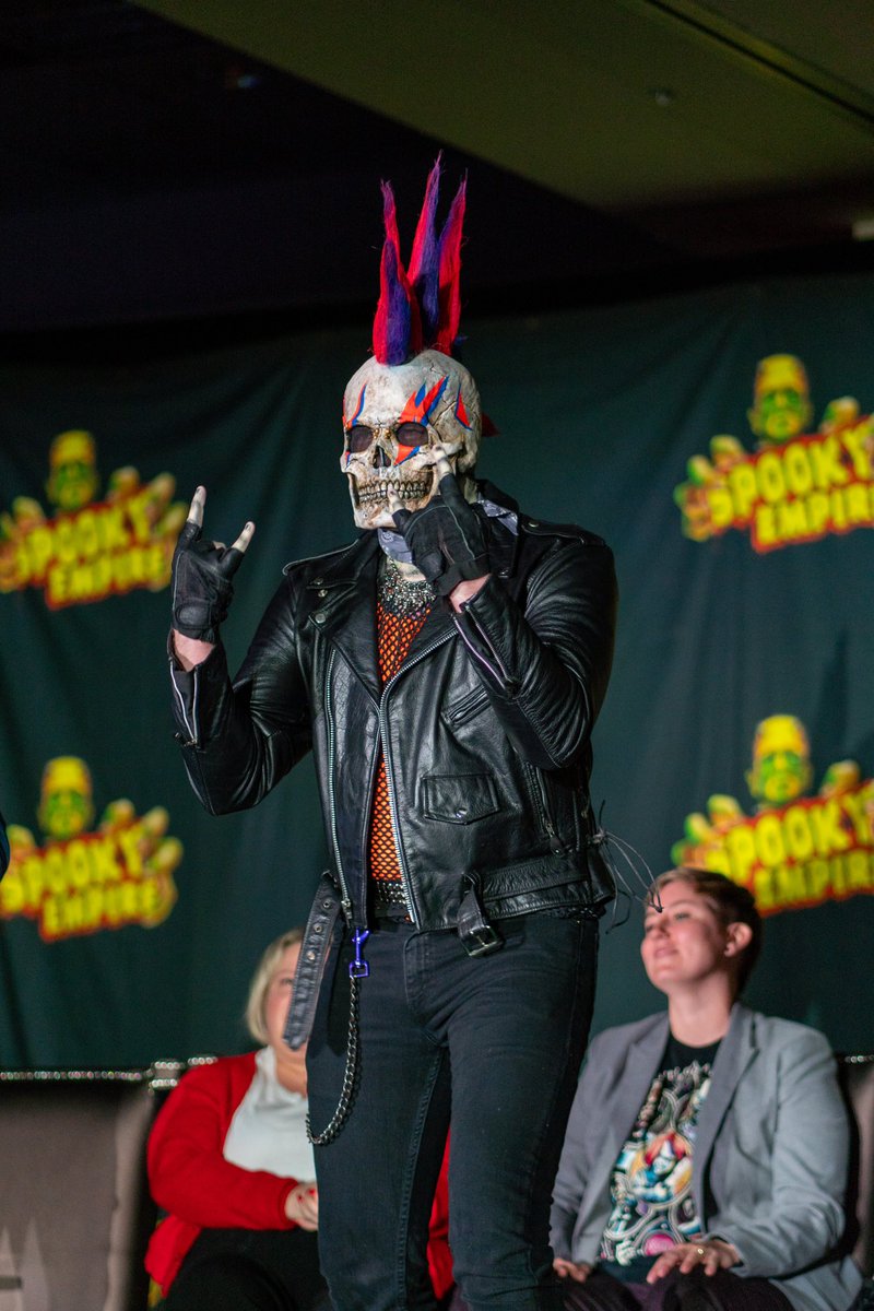 maebaustert's tweet photo. Still so genuinely impressed by this character we got the opportunity to see a sneak peek of yesterday at @SpookyEmpire at the @HorrorNightsORL Panel. https://t.co/MtPTQwVaMl
