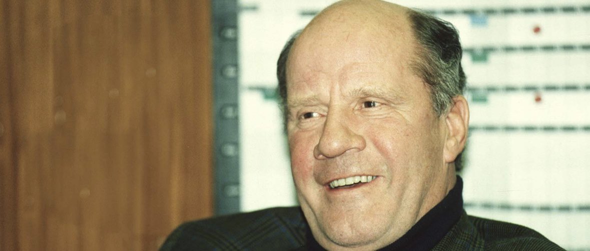 AndyMargett's tweet image. Pompey, Derby, Oxford going up… someone would be smiling right now if he was still with us..