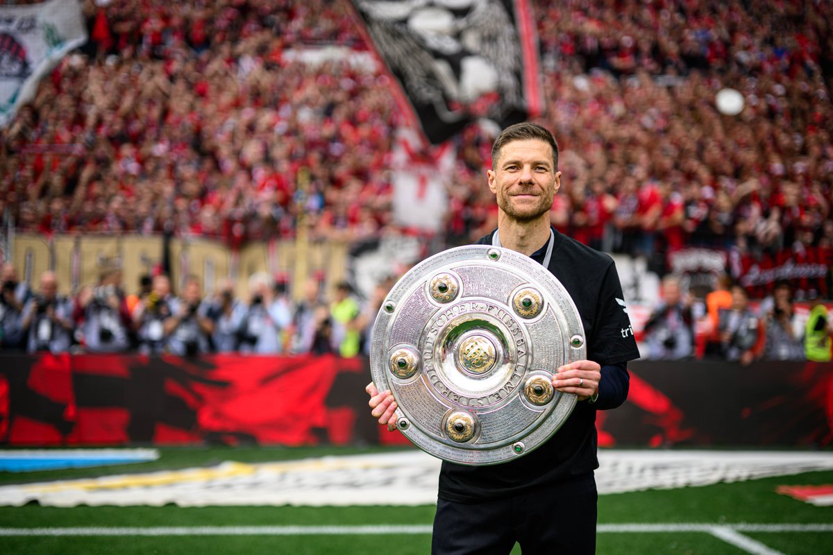 🗯️ @XabiAlonso: 'Unsere Mannschaft hat sich in die Bundesliga-Geschichte eingetragen. In 20 Jahren werden wir zurück schauen und können alle sagen: 'Wow, wir waren dabei.'' #DeutscherMeisterSVB #B04FCA