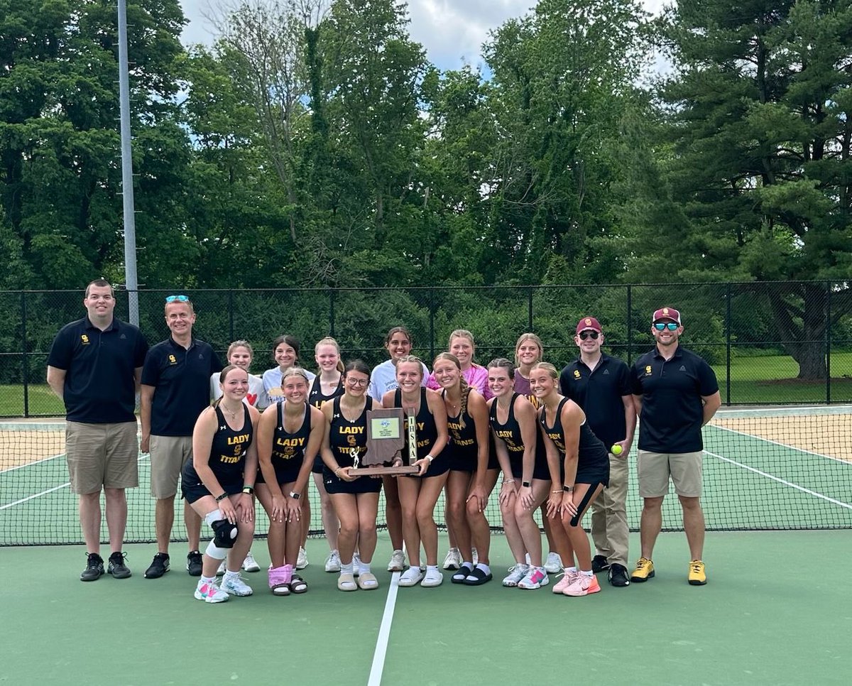 🏆Sectional Champs🏆

For the 14th straight year, the Lady Titan Tennis team is Sectional Champs!! 
Congrats to all players & coaches!!

#titanpride
