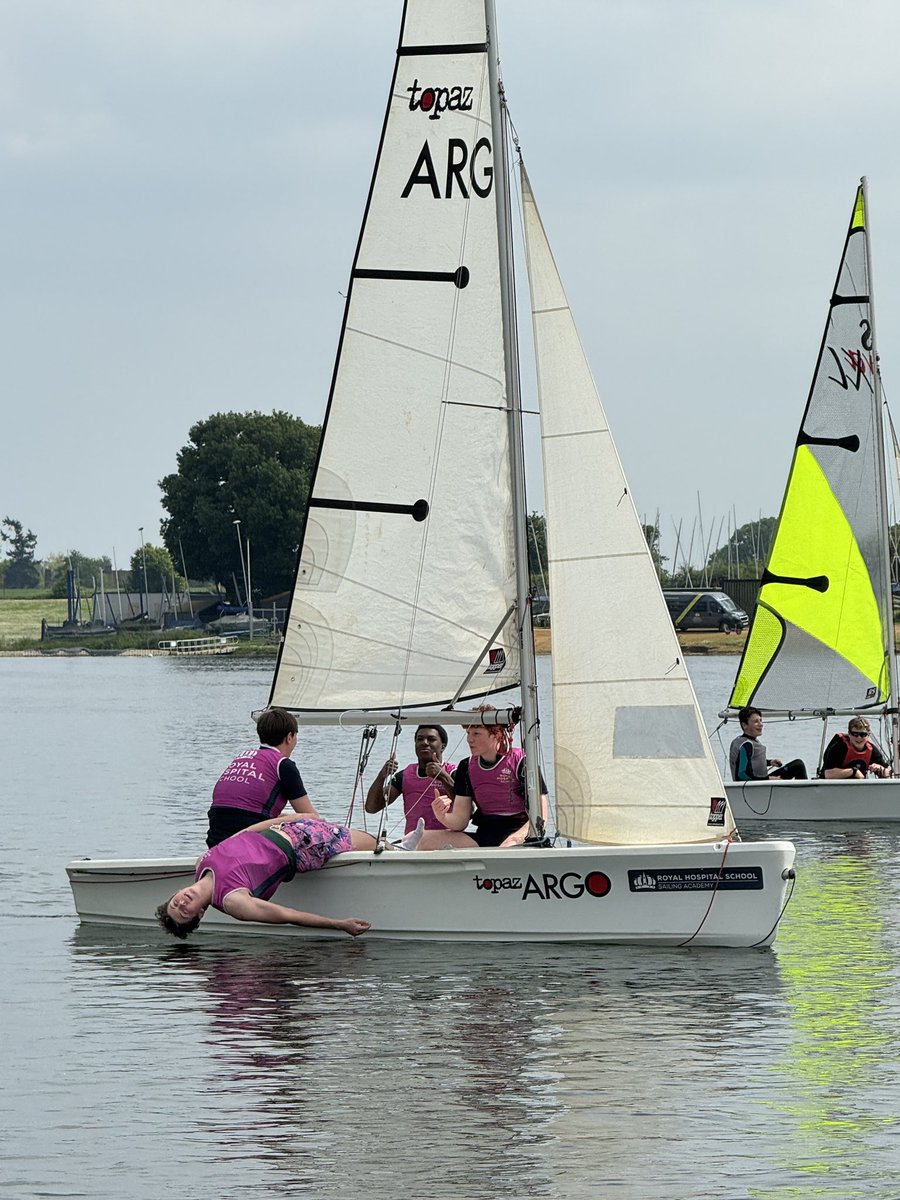 Collingwood House tweet media