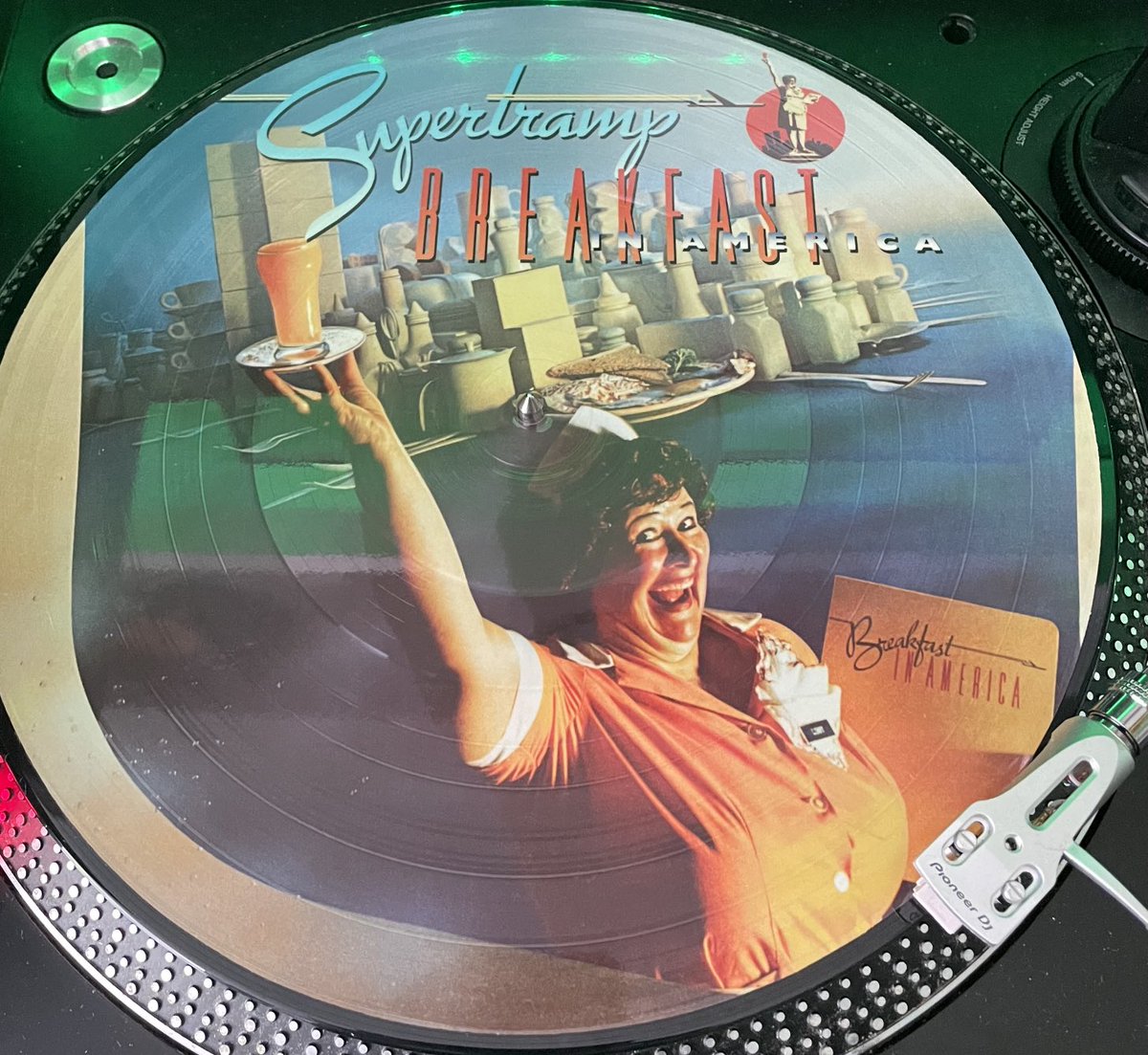 Playing now: Supertramp, Breakfast In America.