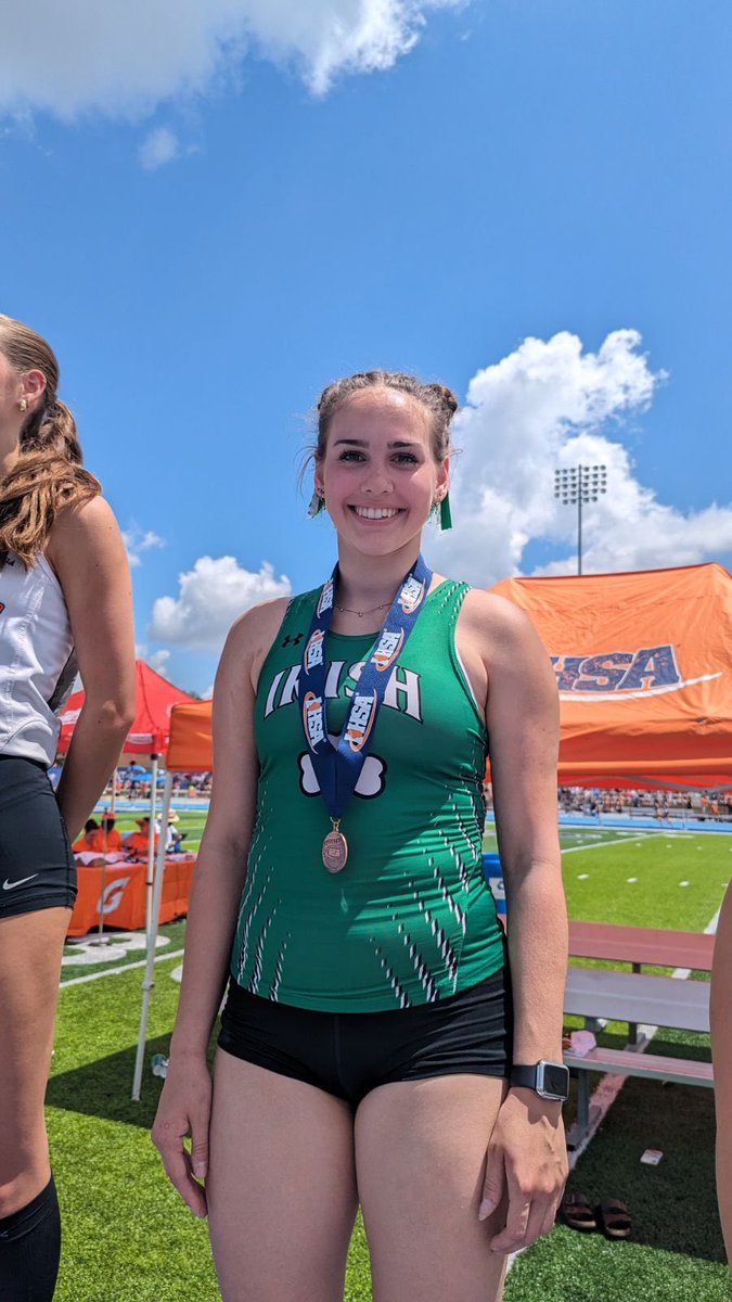 IrishtrackF's tweet photo. Teagan finishes 3rd in pole vault! Great vaulting career with the Lady Irish! Congrats! https://t.co/lmP9Idiq3N
