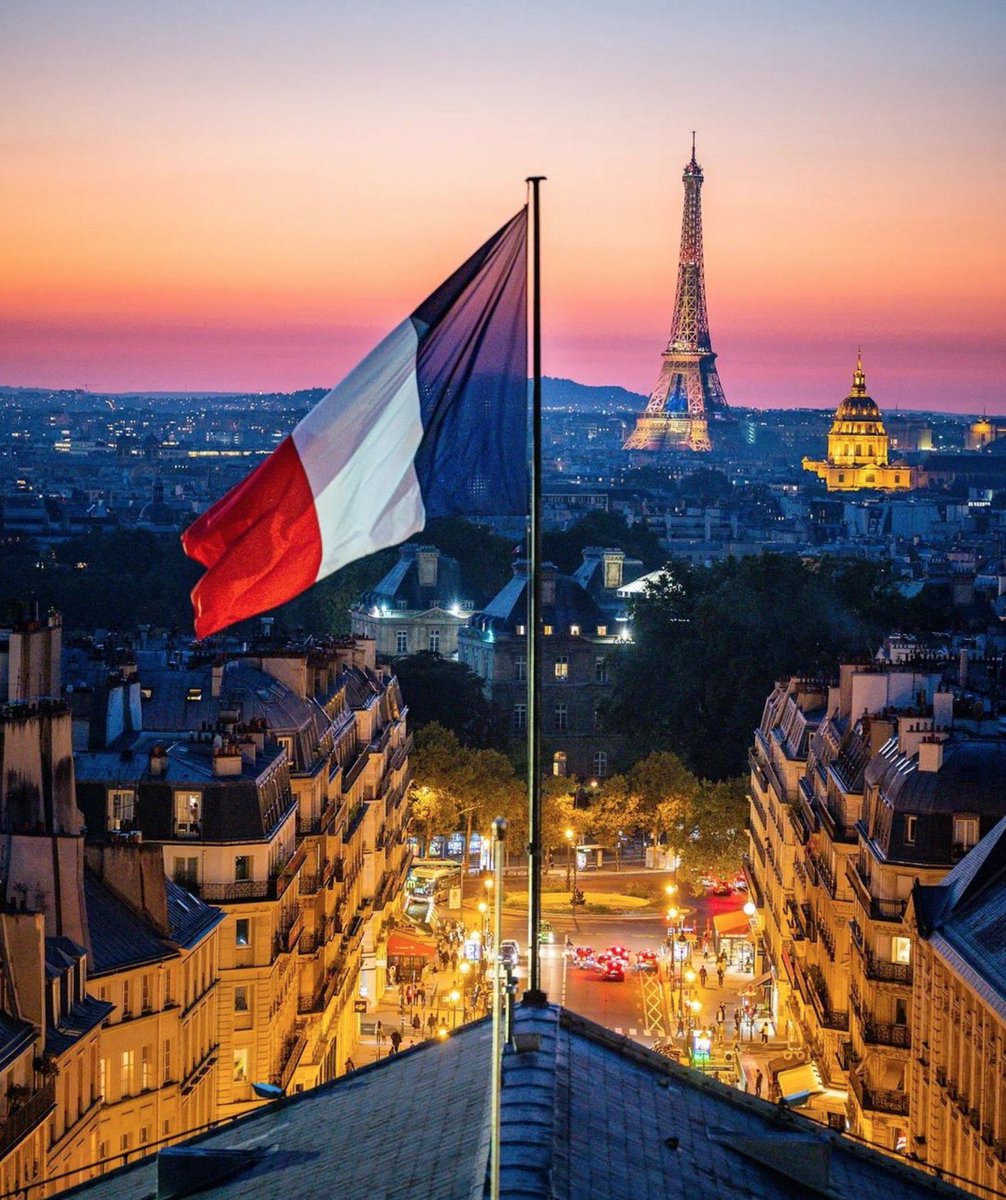 gregoirehoudan's tweet photo. Il était là avant vous, il sera là après vous. https://t.co/nHUrCD8Zrr
