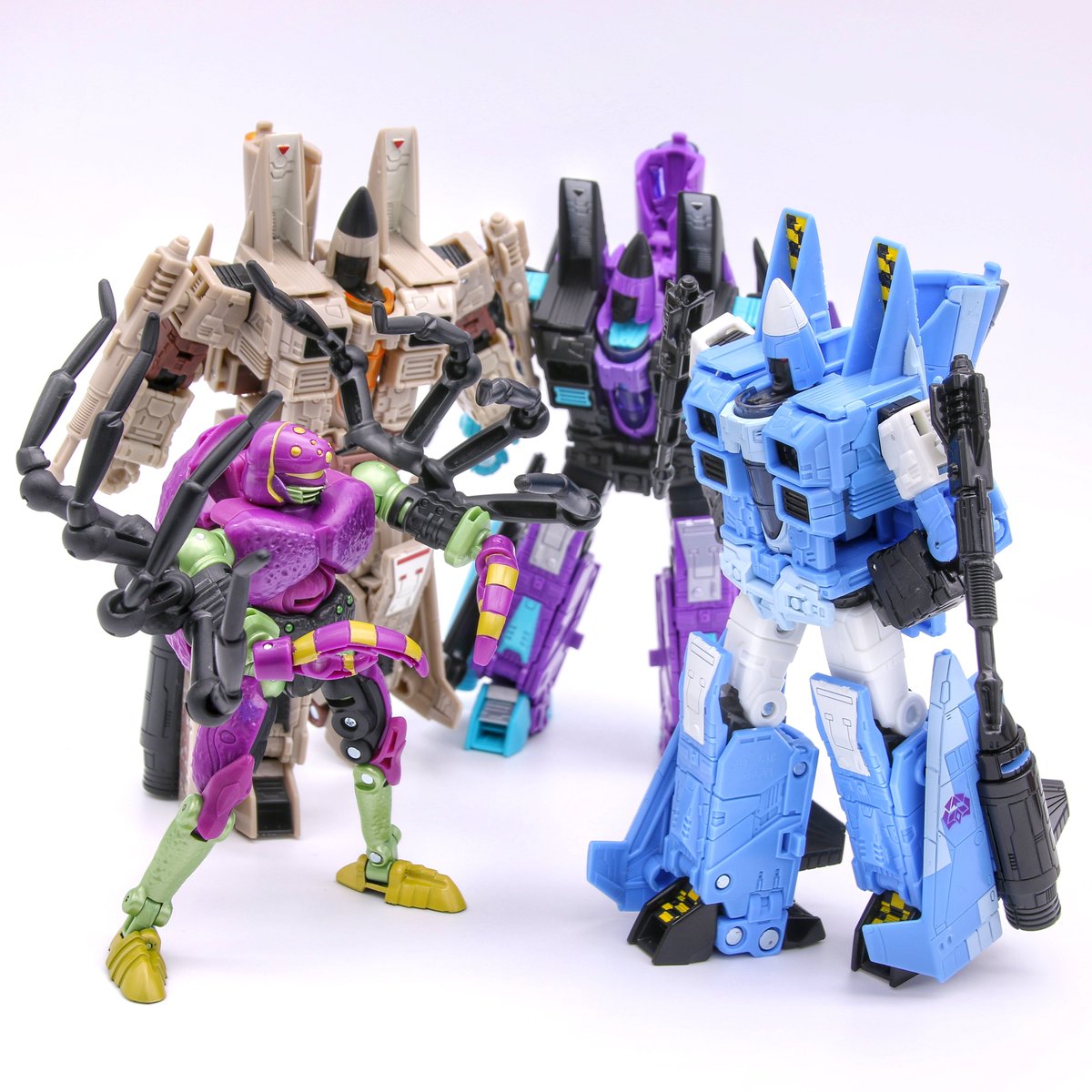 You don't cross the Conehead trio Tarantulas! #transformers #toyphotography