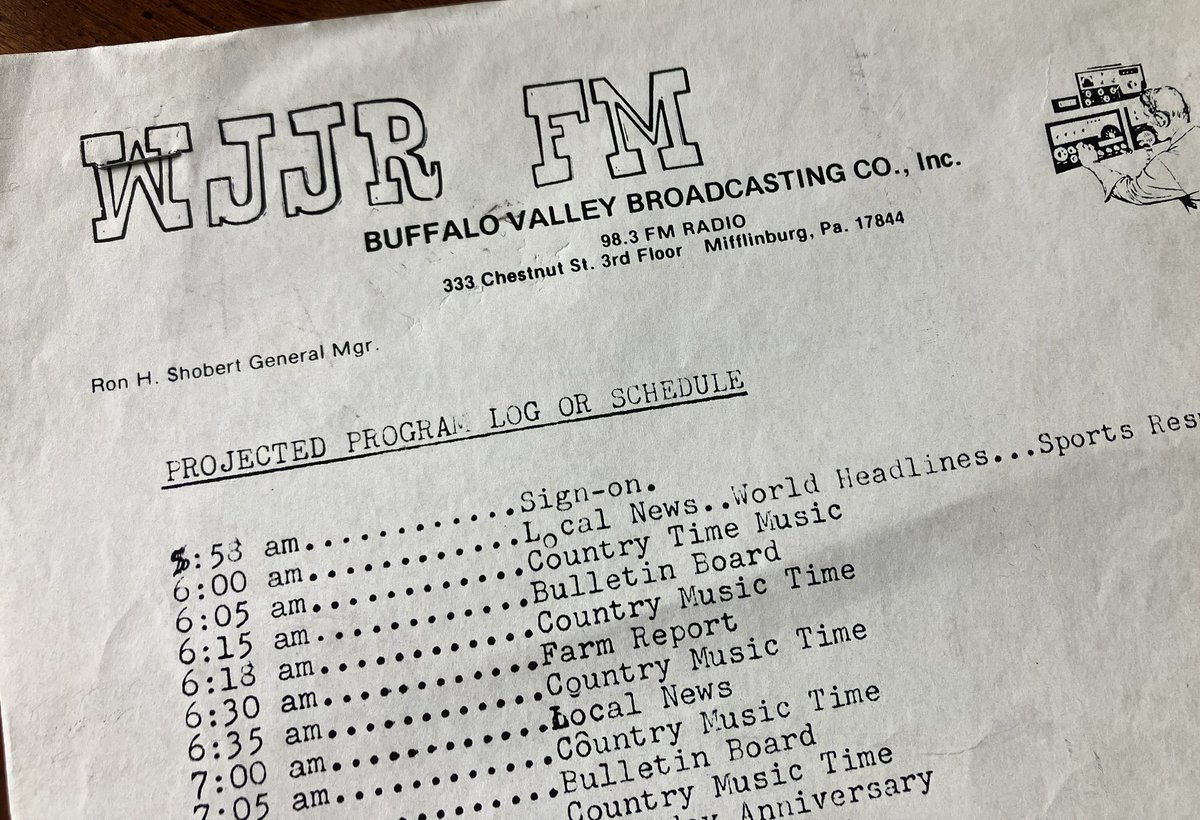 May 1977 I got my 2nd pt radio job, at a country station, playing Kenny Rogers etc. I was excited because it was an FM, which people were just starting to switch to. As you can see from the letterhead, not a top notch station. One of my first checks bounced & I left lol  #AT40